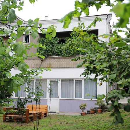 Aparthotel Rioni Koetaisi Buitenkant foto