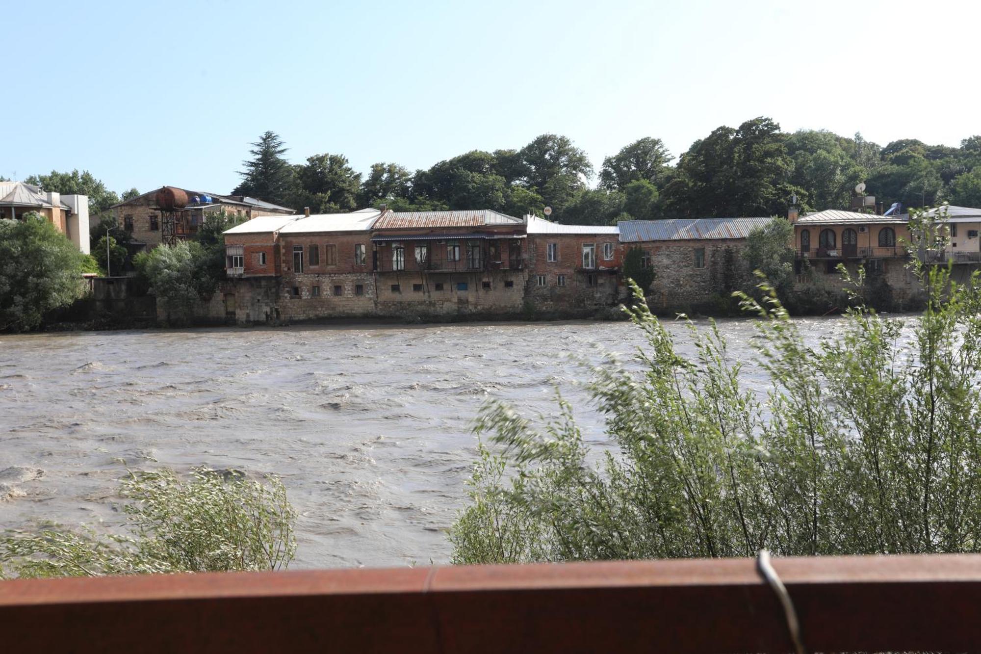 Aparthotel Rioni Koetaisi Buitenkant foto
