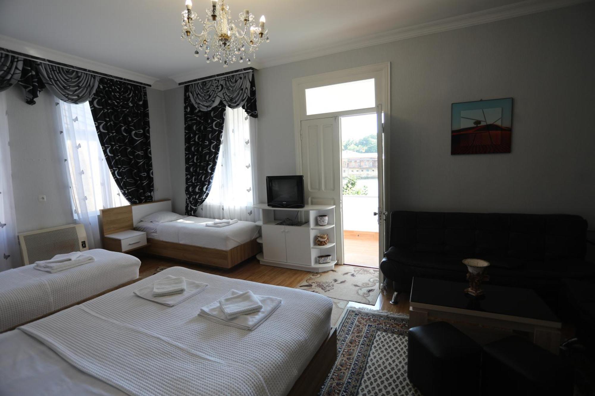 Aparthotel Rioni Koetaisi Buitenkant foto